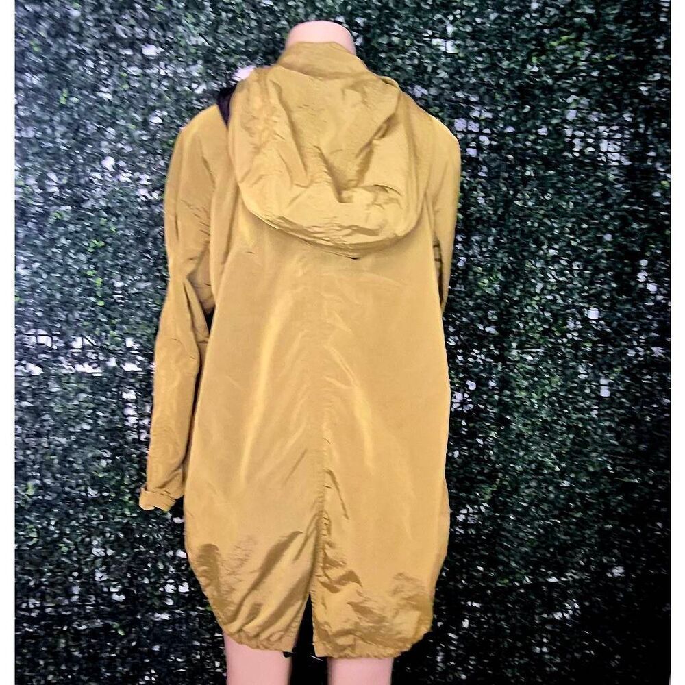 GET equipment coat - Picture 2 of 5